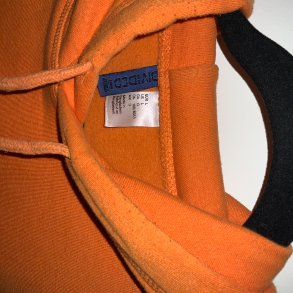 Cropped Hoodie - Picture 3 of 5